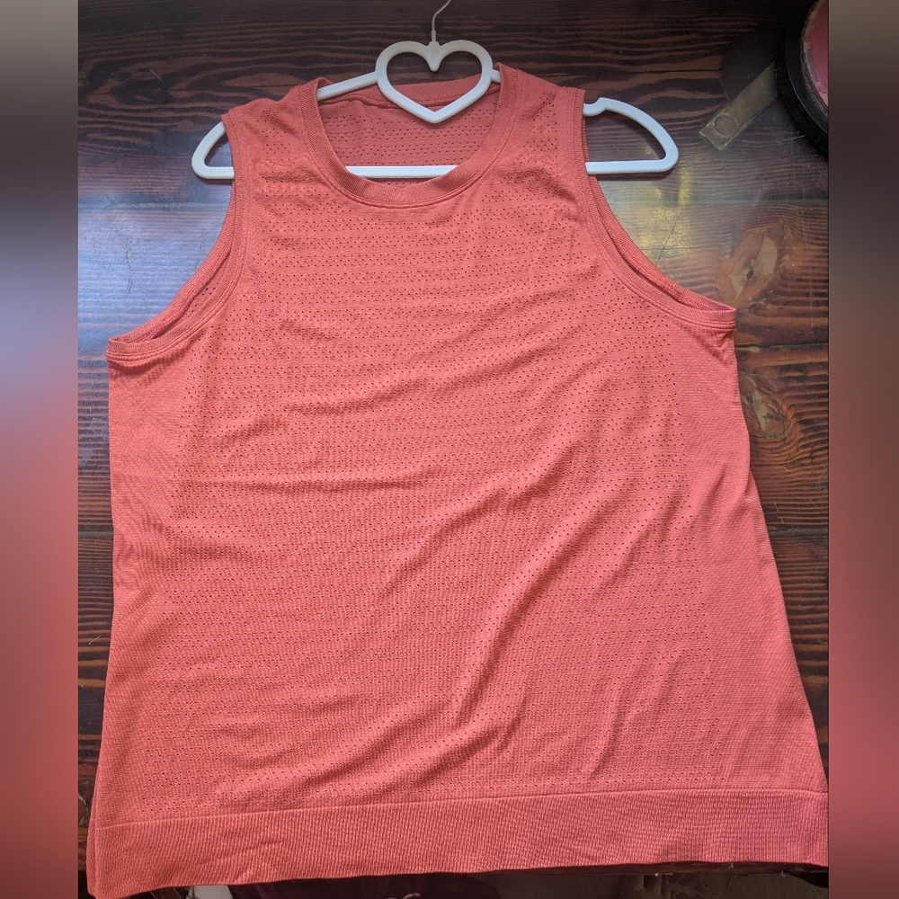 Lululemon Swiftly Breathe Muscle Tank – Women’s 12 – Coral/Red Orange
